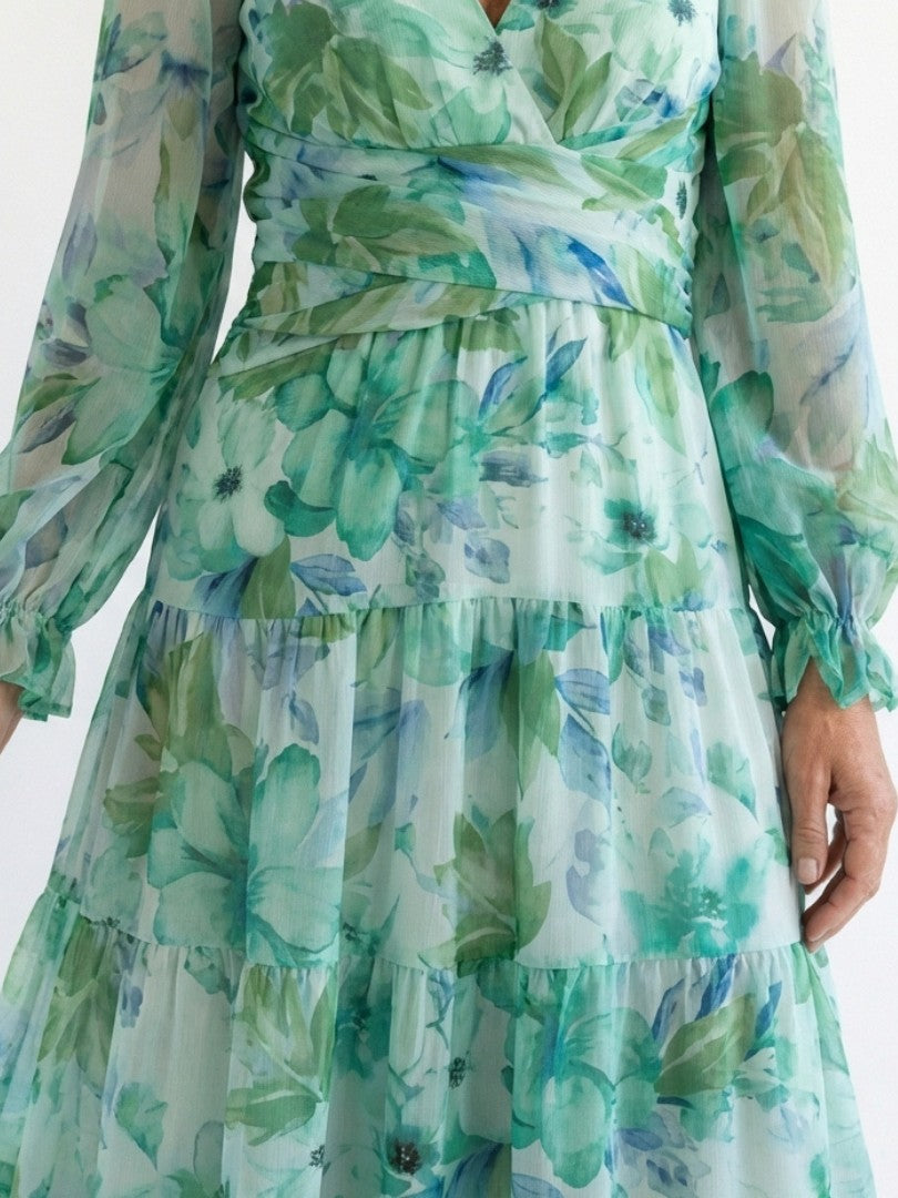 Abito lungo a fiori con scollo a V