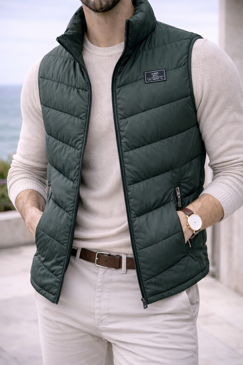 Gilet trapuntato con collo alto – Verde scuro