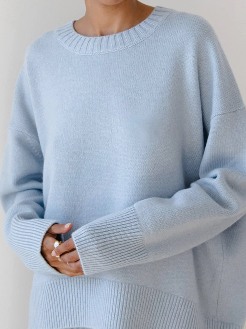 Maglione ampio con spalle scese – Azzurro