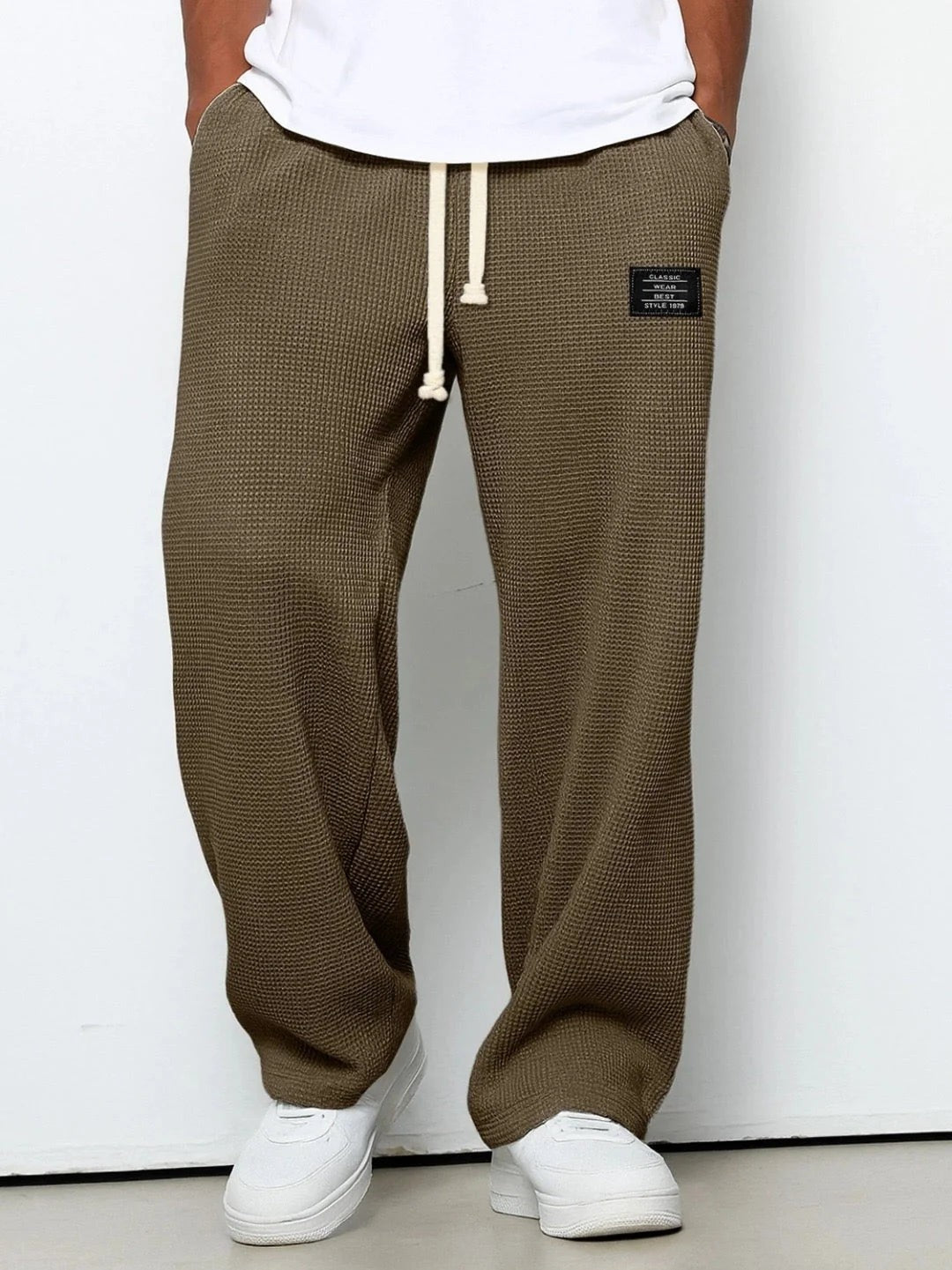 Pantaloni larghi testurizzati con cordoncino – Marrone scuro